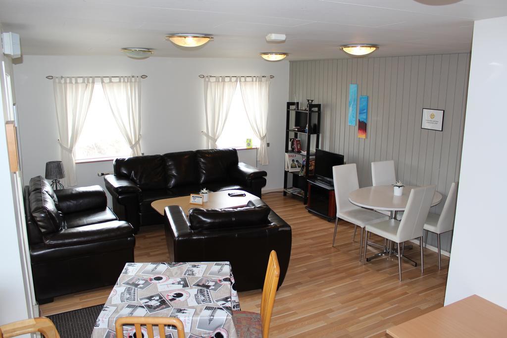 Lonsa Guesthouse Akureyri Dış mekan fotoğraf