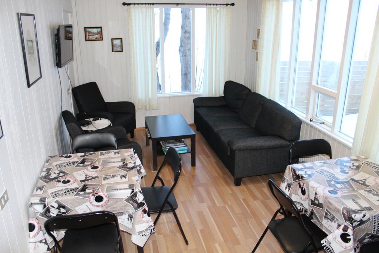Lonsa Guesthouse Akureyri Dış mekan fotoğraf