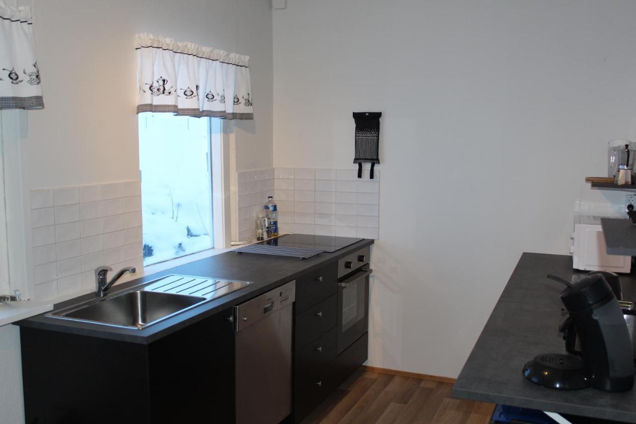 Lonsa Guesthouse Akureyri Dış mekan fotoğraf